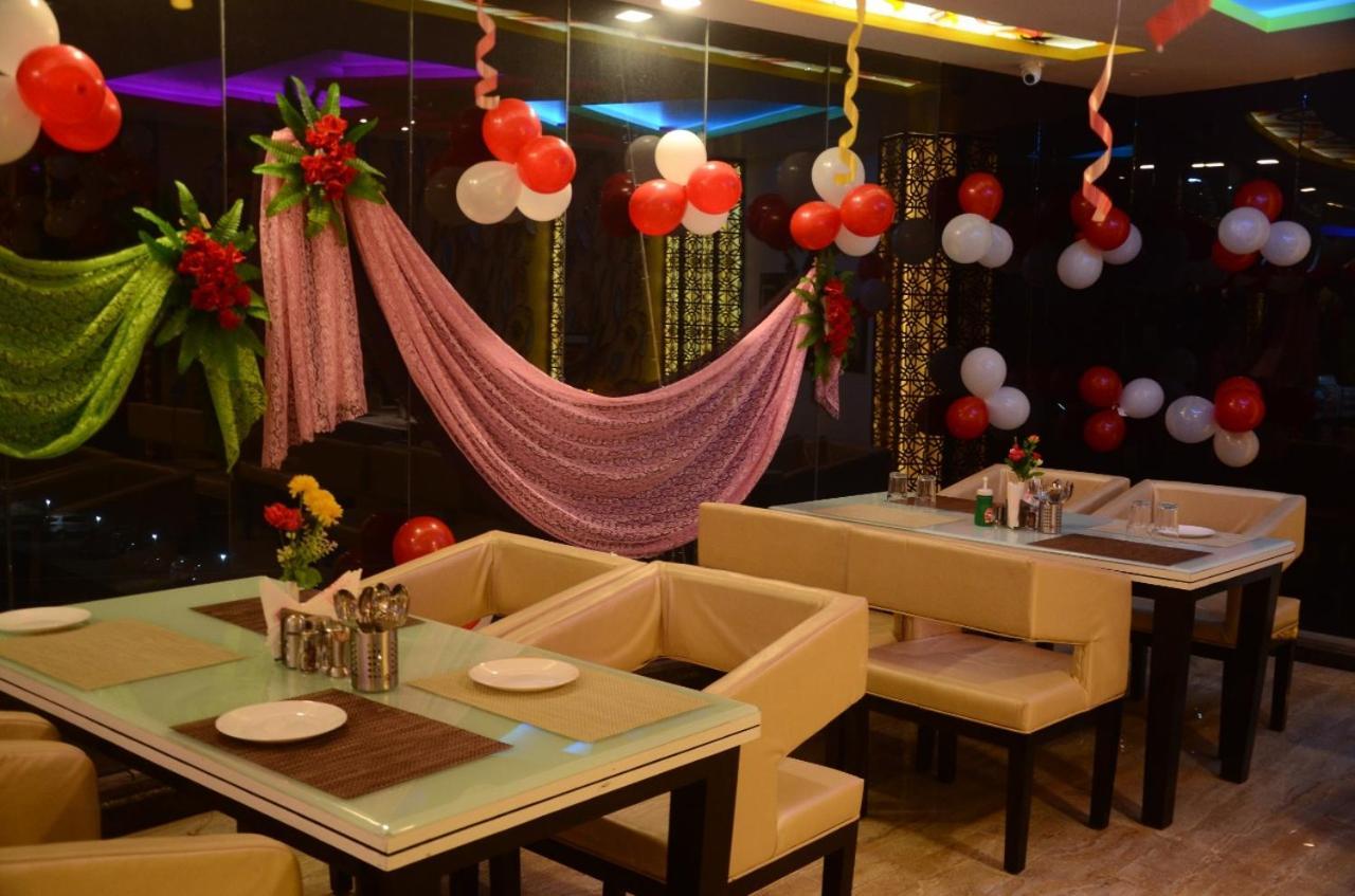 Hotel Paradise Inn Auraiya 外观 照片